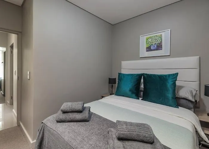 Modern Family Flat Andringa Walk